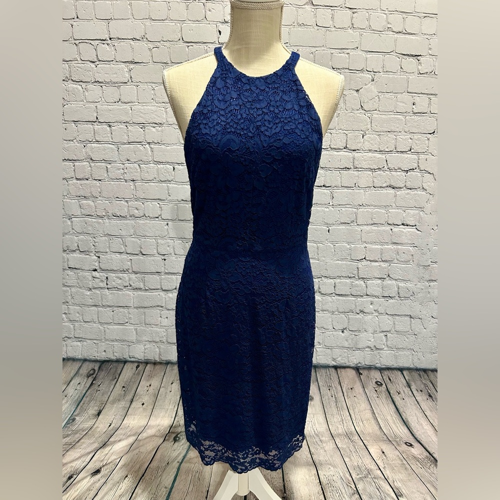 CREMIEUX - Sheath Lace Dress - Size 6
